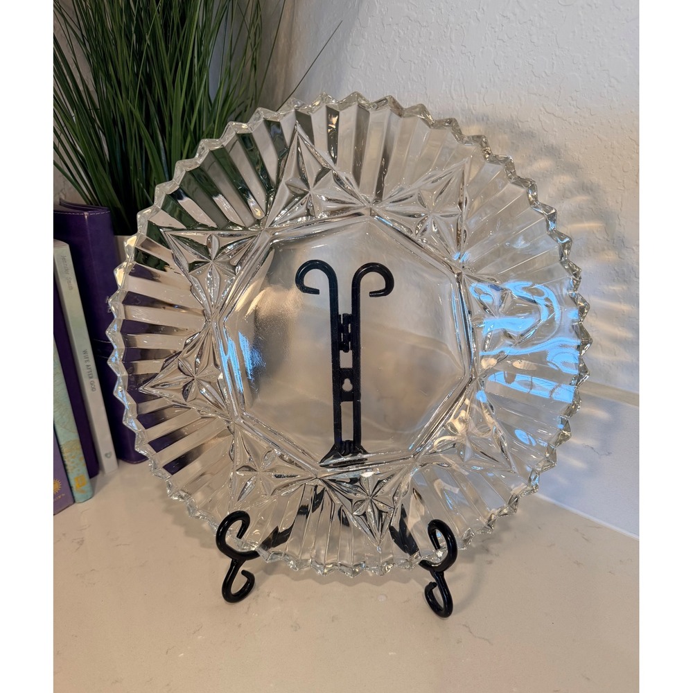 Vintage Clear Pressed Glass Geometric Starburst Plate Scalloped Sawtooth Edge 8"